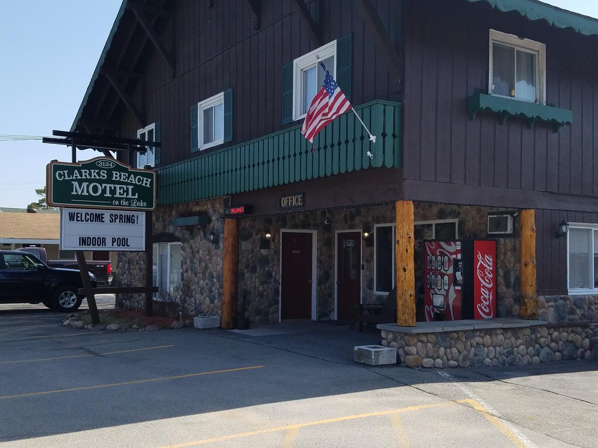 Clark'S Beach Motel Old Forge Esterno foto