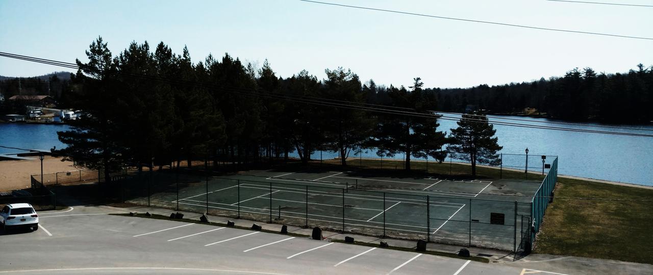 Clark'S Beach Motel Old Forge Esterno foto