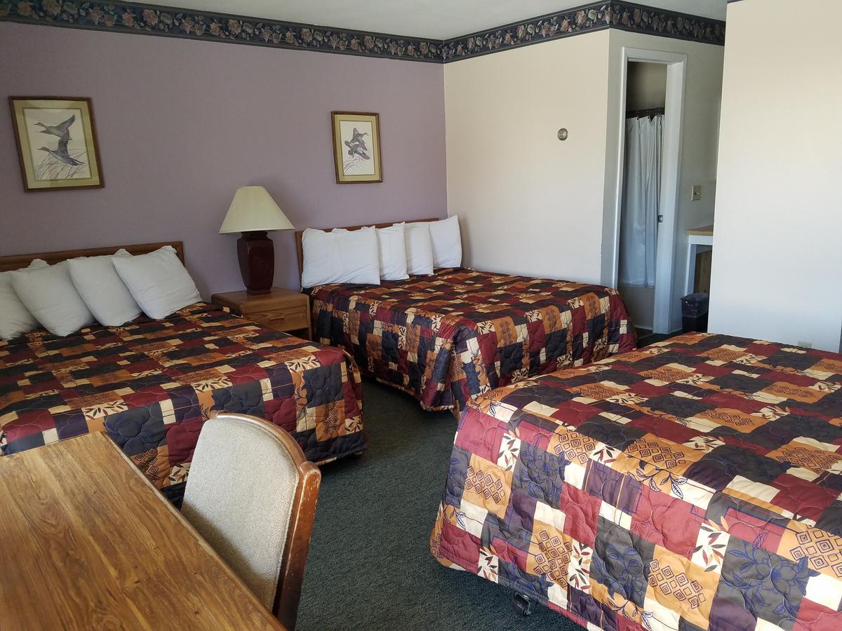 Clark'S Beach Motel Old Forge Esterno foto