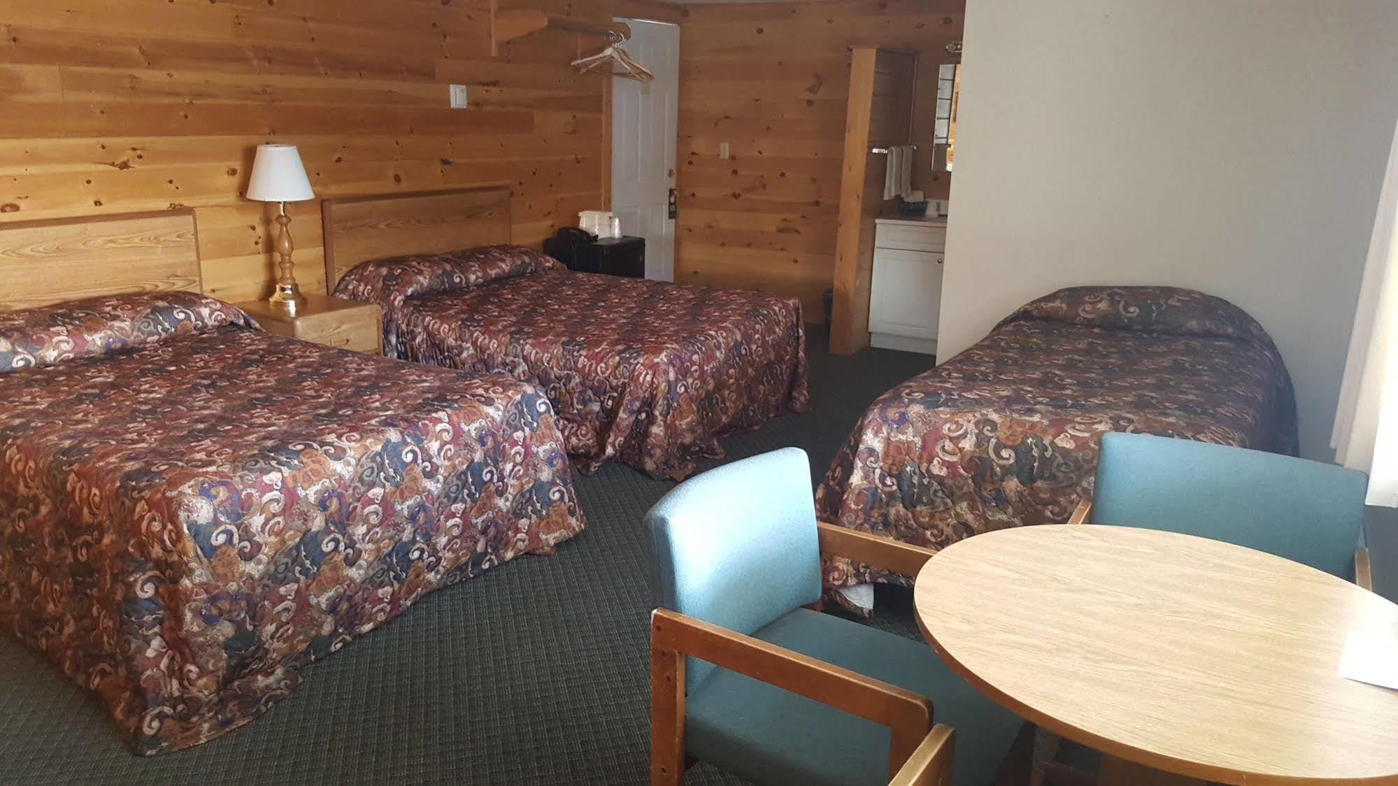 Clark'S Beach Motel Old Forge Esterno foto