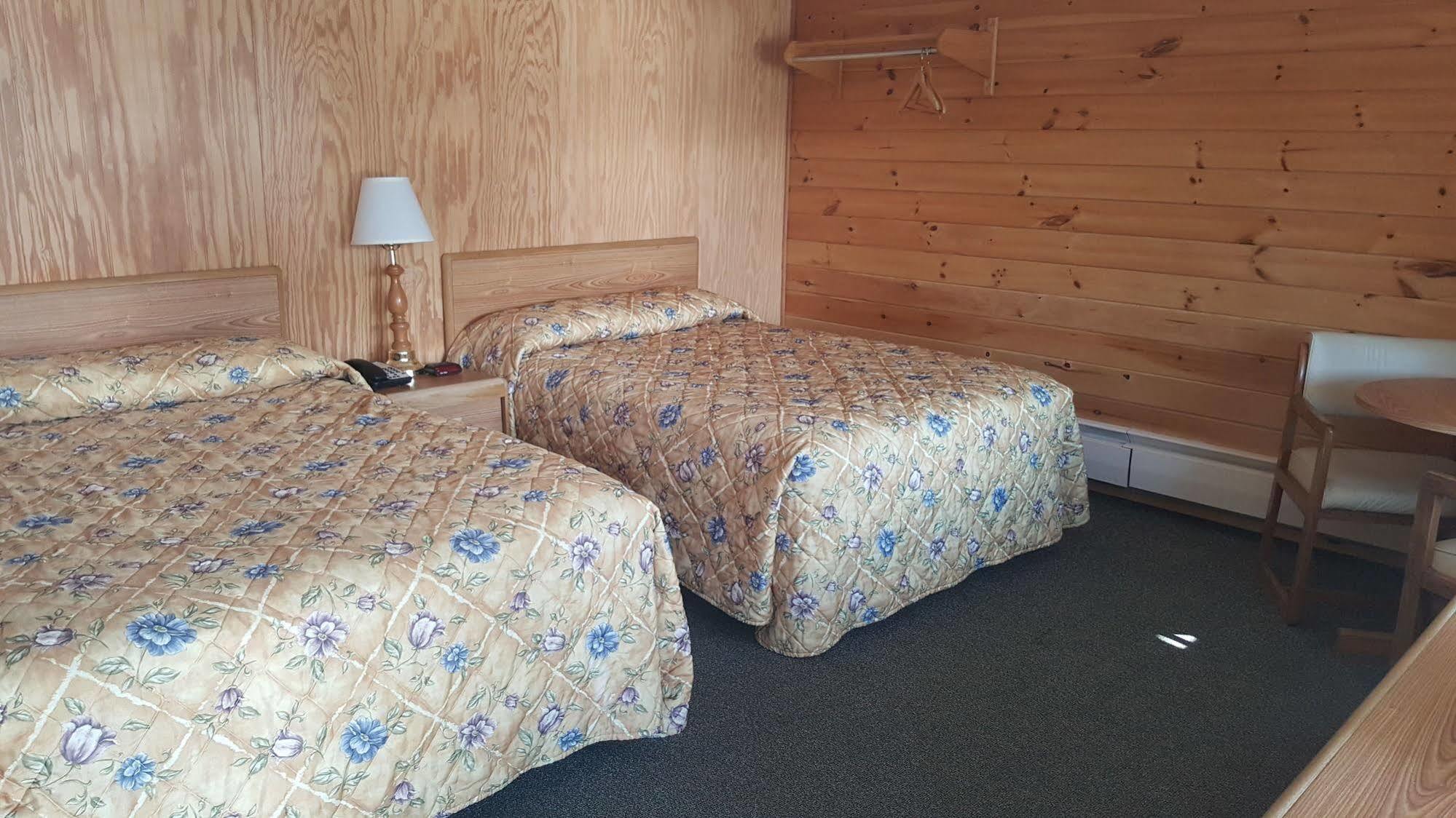 Clark'S Beach Motel Old Forge Esterno foto